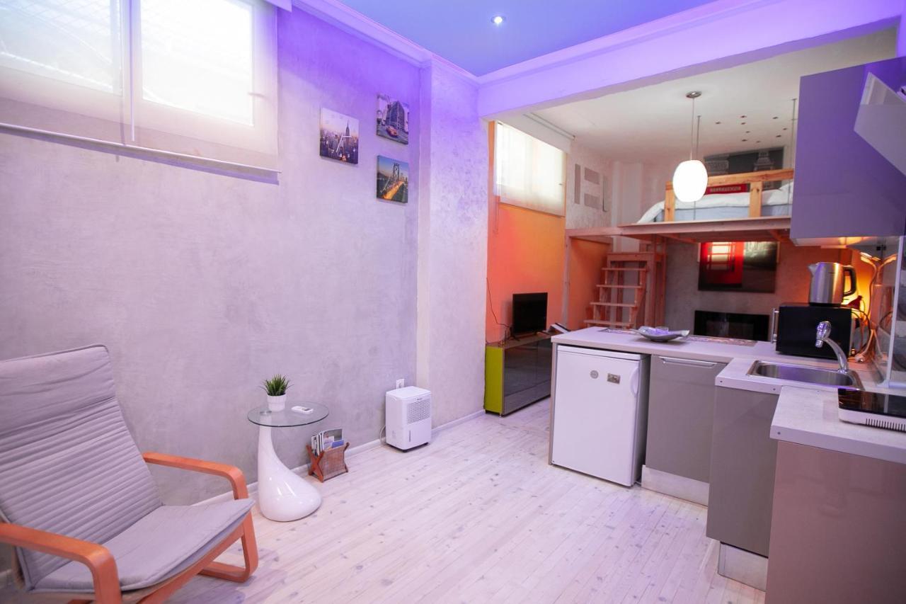 Orange And Blue Studio Downtown 5 Min From White Tower Apartment Солун Екстериор снимка